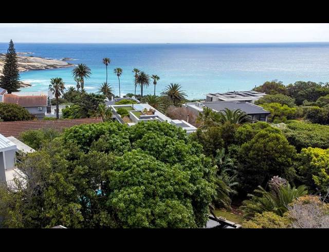 3 BEDROOM HOUSE FOR SALE IN LLANDUDNO